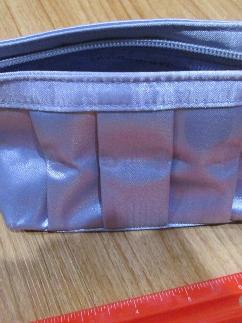 HOUBIGANT Satin style violet colored zippered mini collectors pouch vintage